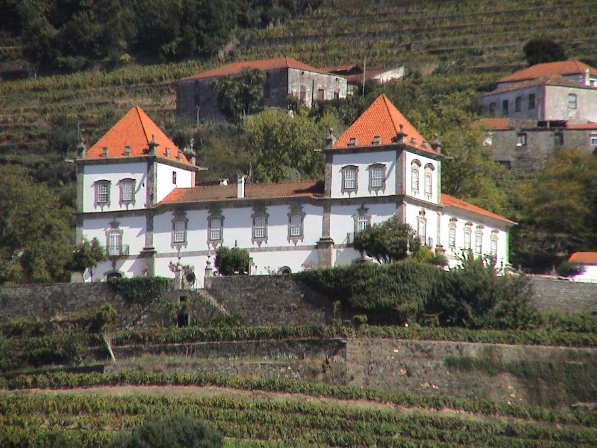 Casa Das Torres De Oliveira Mesao Frio Exterior photo