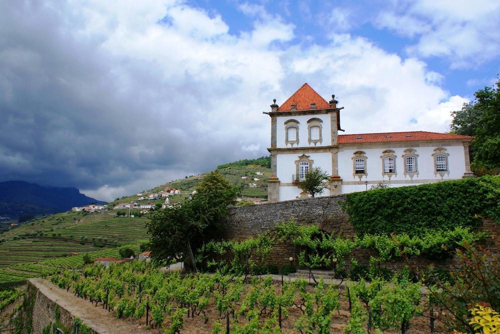 Casa Das Torres De Oliveira Mesao Frio Exterior photo